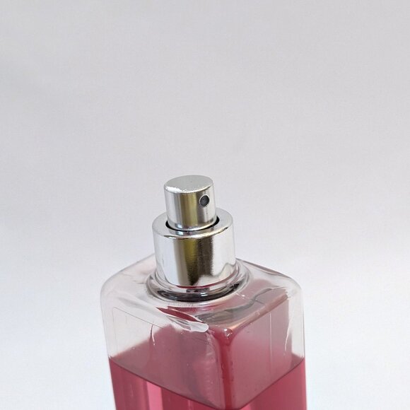 RARE Bath & Body Works Pink Lily and Bamboo Fragrance Mist Spray Full Size 8 oz - Picture 3 of 3